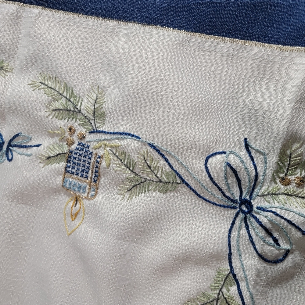 33"x33" Handmade Embroidered Table Cloth Square Christmas Themed Navy And White - Picture 4 of 6
